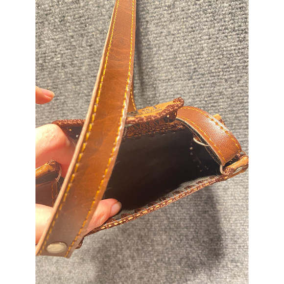 Handmade Purse Bolivia Hand Tooled Leather & Canvas Llamas Alpacas Butterfly - Picture 6 of 9